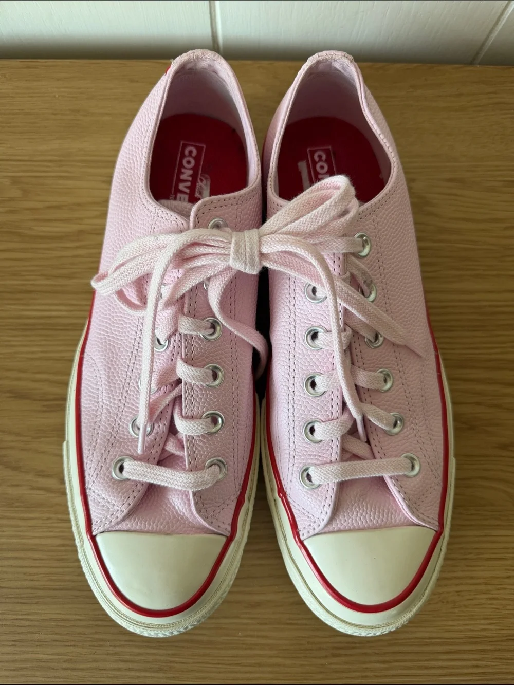 Converse Chuck 70 Low 'Pink Foam' size 9 women’s leather‎ bubble gum low